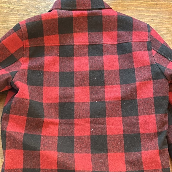 Levi’s Sherpa Lined Buff Plaid - Picture 3 of 3